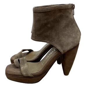 Jeffrey Campbell Zing Leather Heeled Sandal SZ 6 Taupe Square Toe Cone Heels EUC